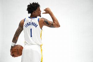 库里谈伦德博格:我们绝不希望看到他打得保守被动
