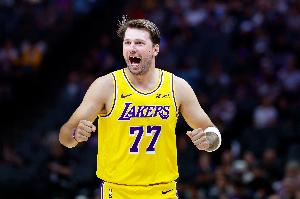 蜘蛛直播_蜘蛛免费NBA在线直播_蜘蛛足球无插件高清观看