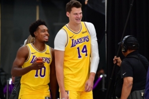NBA直播_NBA免费直播在线直播_NBA视频直播高清无插件